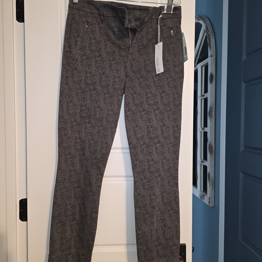 Level 99 Women's Skinny Jeans in Charcoal Pattern